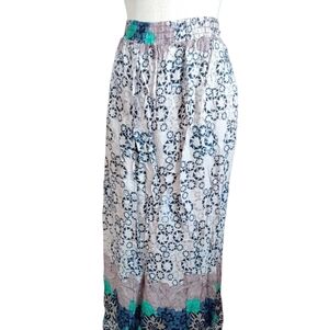 NWT. M/S MAD STYLE *SIZE S/M*. PEEK-A-BOO SKIRT AND SHORT SET